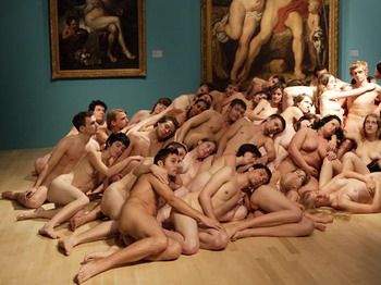 裸遍世界：斯宾塞·图尼克作品