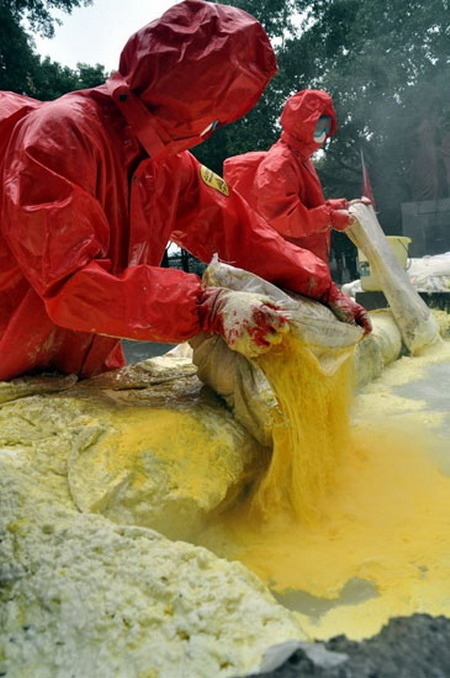 广西龙江镉污染事件追踪 社会实证 艺术档案